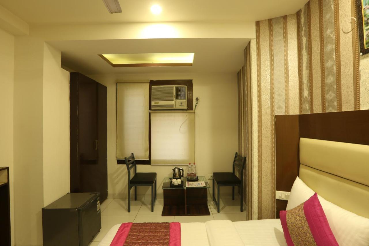 Melfort Bed & Breakfast New Delhi Eksteriør billede